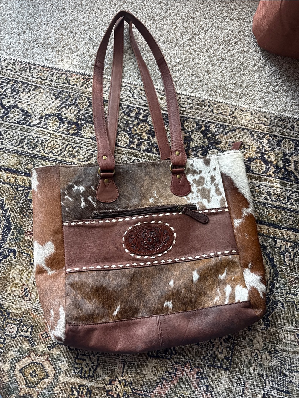 ✨ OLAY BAGS Genuine Leather & Hair-On Cowhide Western Tote Bag ✨